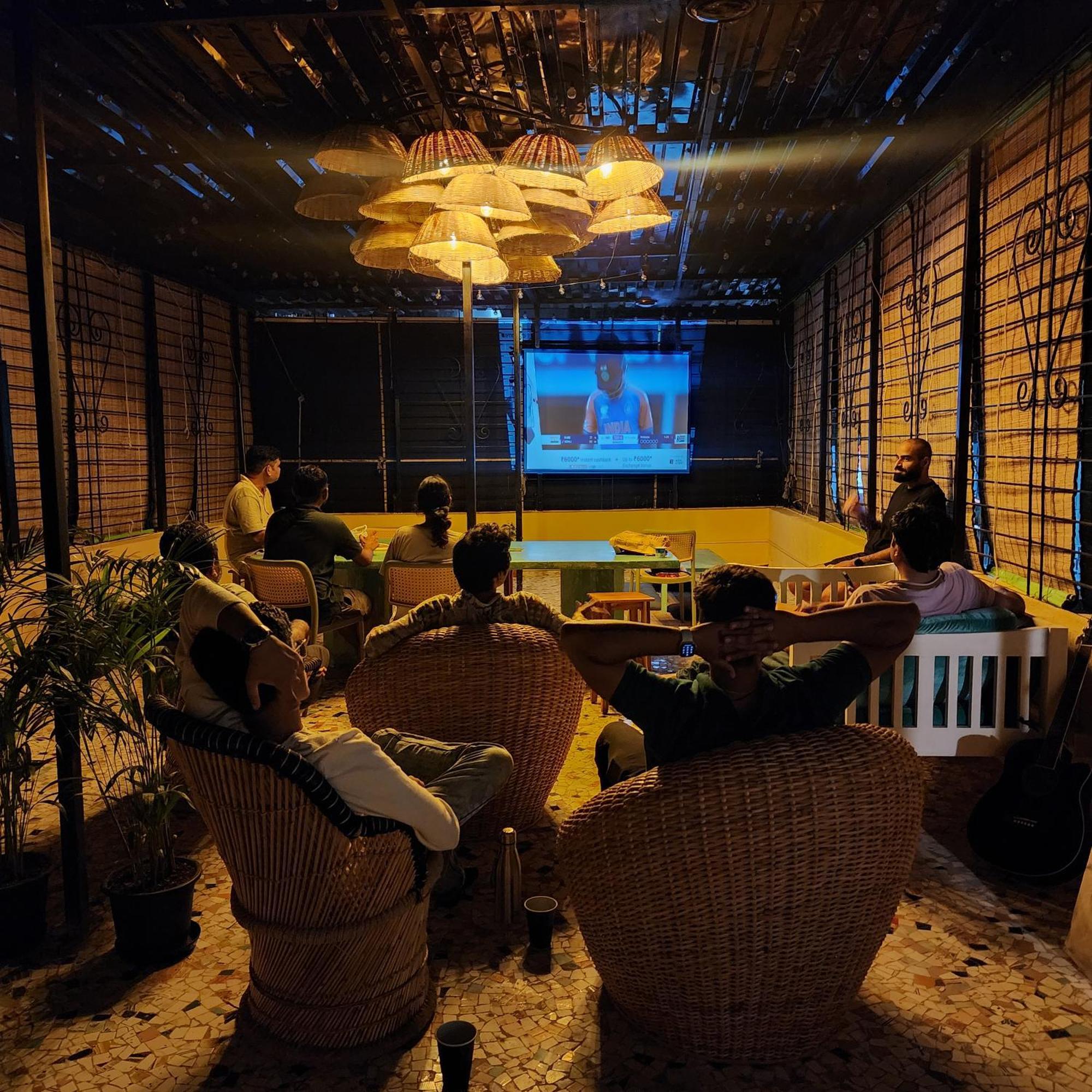 Hammock Hostels - Bandra Mumbai Exterior photo