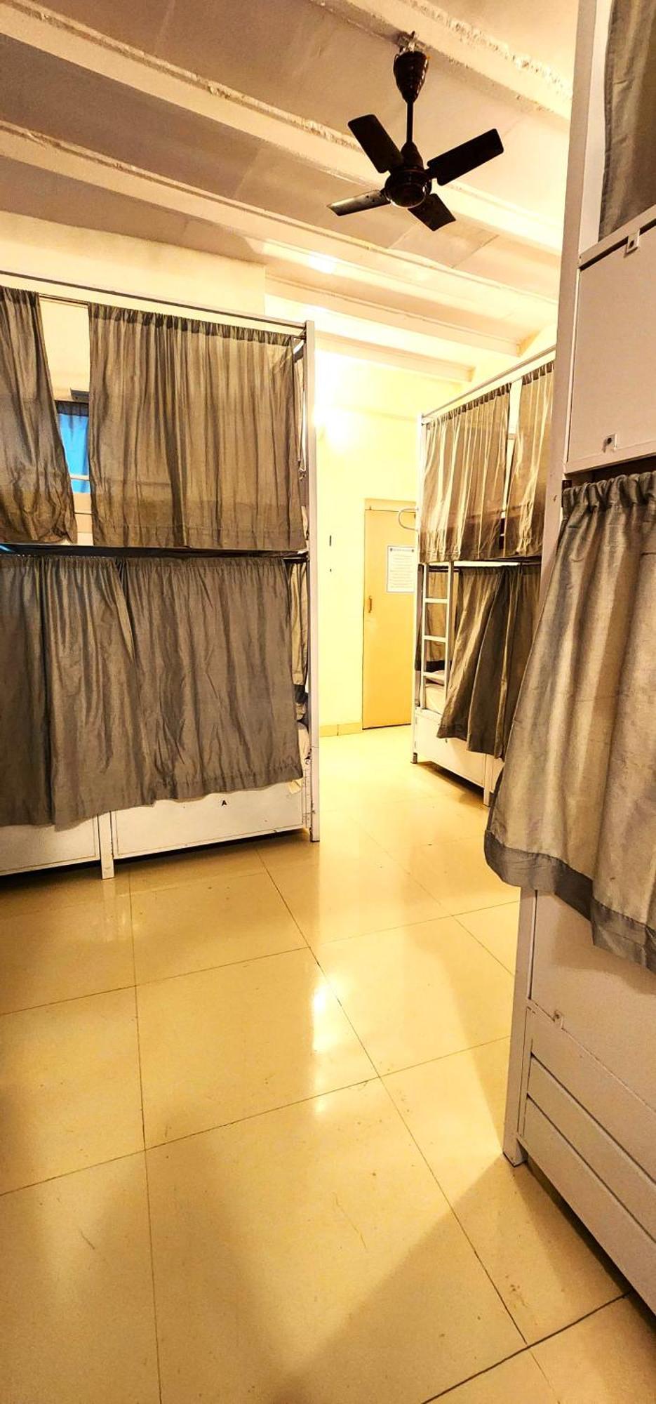 Hammock Hostels - Bandra Mumbai Exterior photo