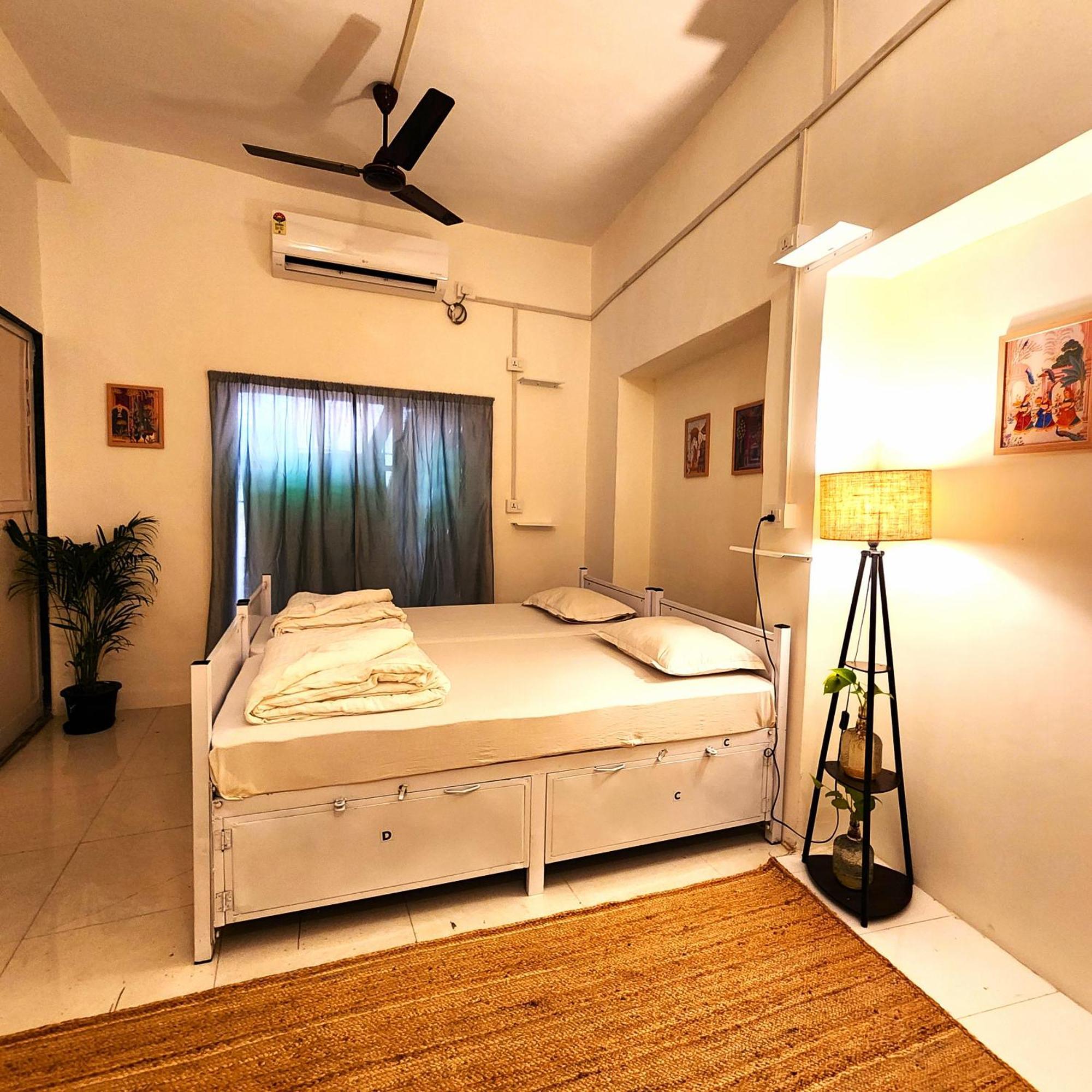 Hammock Hostels - Bandra Mumbai Exterior photo